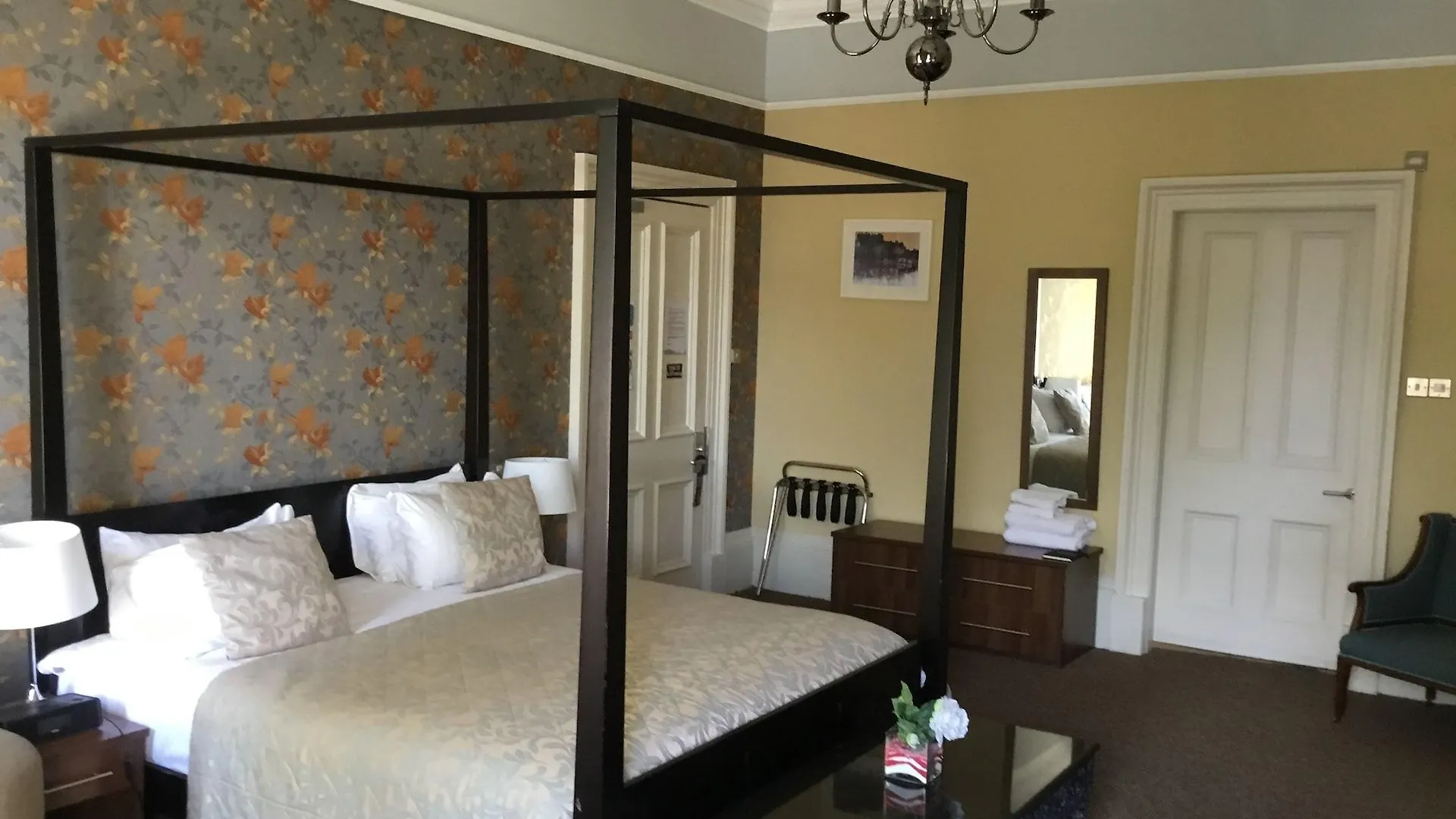 The Salisbury Hotel Edinburgh